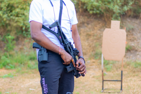 Nairobi: Strzelnica z transportem