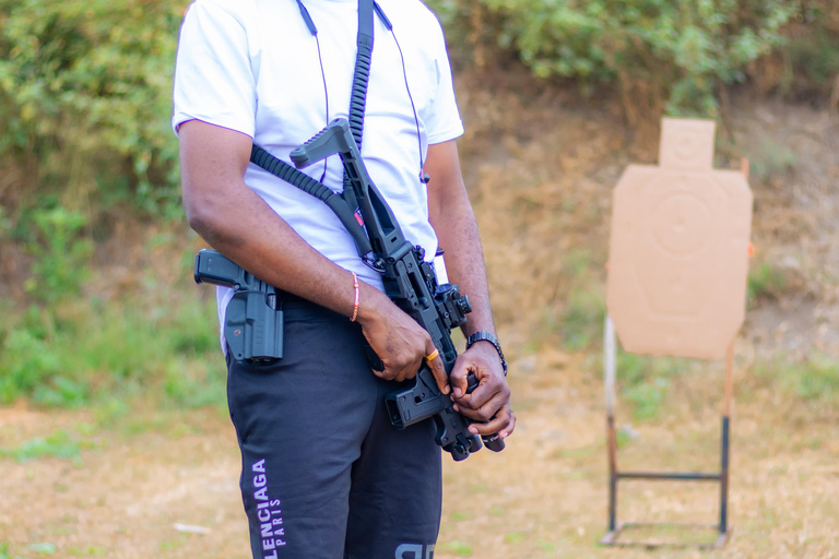 Nairobi: Strzelnica z transportem