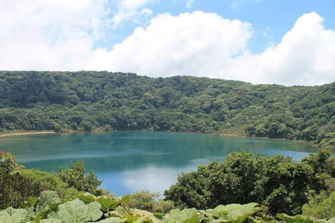 Depuis San Jose : Excursion privée d&#039;une journée au volcan Poás et ses environs