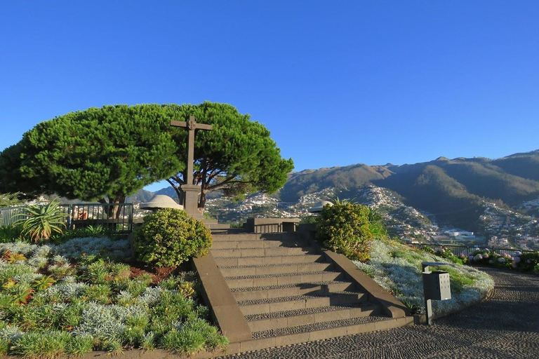 Funchal: Surprise Madeira Highlights for Cruise Guests Surprise 4x4 Half-Day Memorable for Cruise Guests