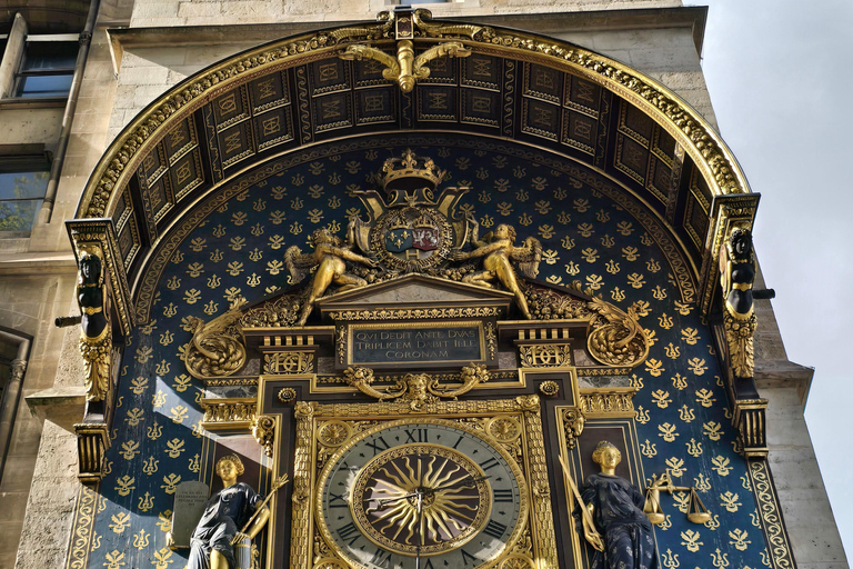 Guided Visit of Notre Dame and Île de la Cité | Small Group Group Tour in Italian