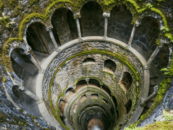 Sintra: tour guiado por la Quinta da Regaleira y ticket de acceso