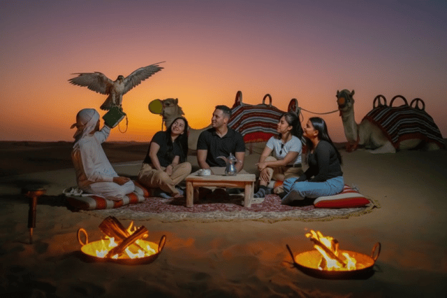 Dubaï : safari dans le désert en soirée avec balade à dos de chameau et observation des étoiles