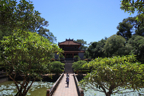 Hue: Perfume River Dragon Boat Cruise Pagoda & Tombs Visit With English Speaking Tour Guide