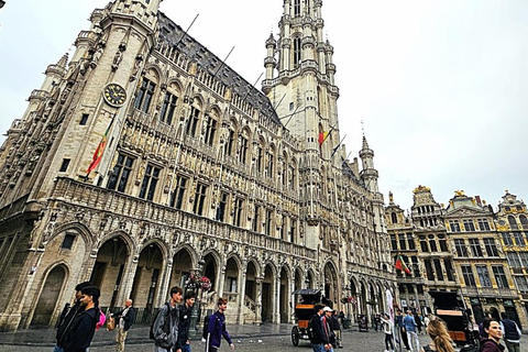 Depuis Amsterdam : visite d&#039;une journée en petit groupe à Bruxelles et à l&#039;Atomium