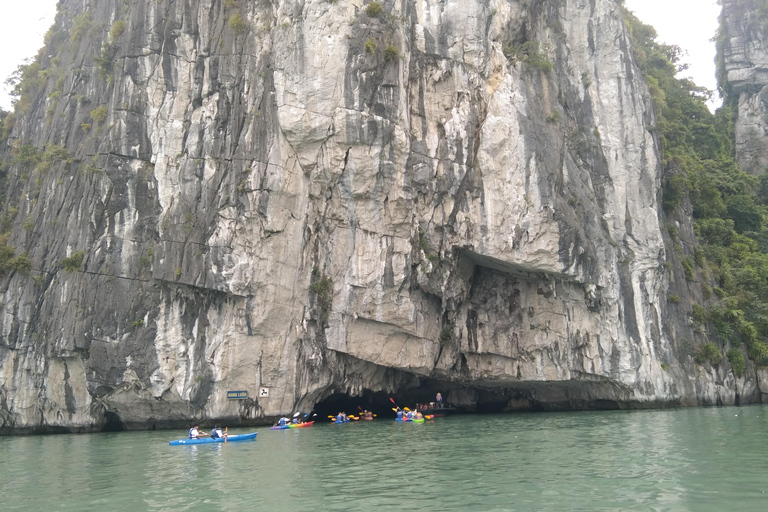 Z Ha Noi - całodniowa wycieczka po zatoce Ha Long