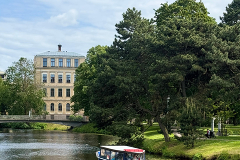 里加：私人游船之旅，含小吃和饮品里加：私人游船之旅，含小吃和饮料