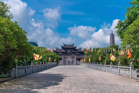 From Hanoi/Ninh Binh: Full-Day Private Car with Lunch&Guide From Ninh Binh: Full-Day Round-Trip Private Transfer