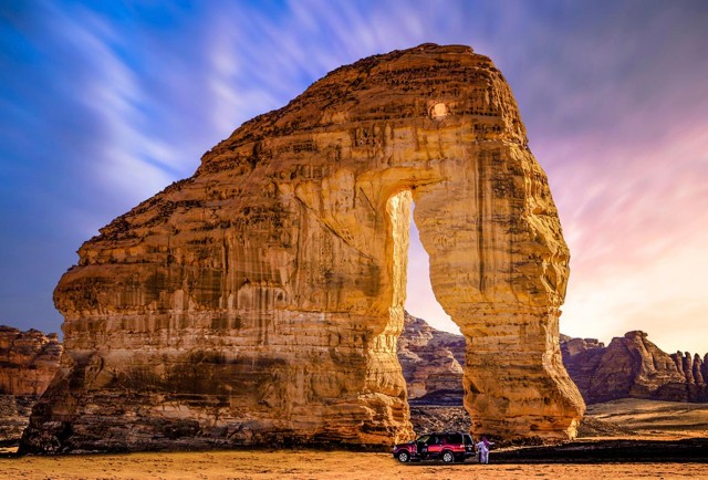 Visit From AlUla Wadi Dissah Canyon Tour with Lunch and Transfer in Al Ula, Saudi Arabia