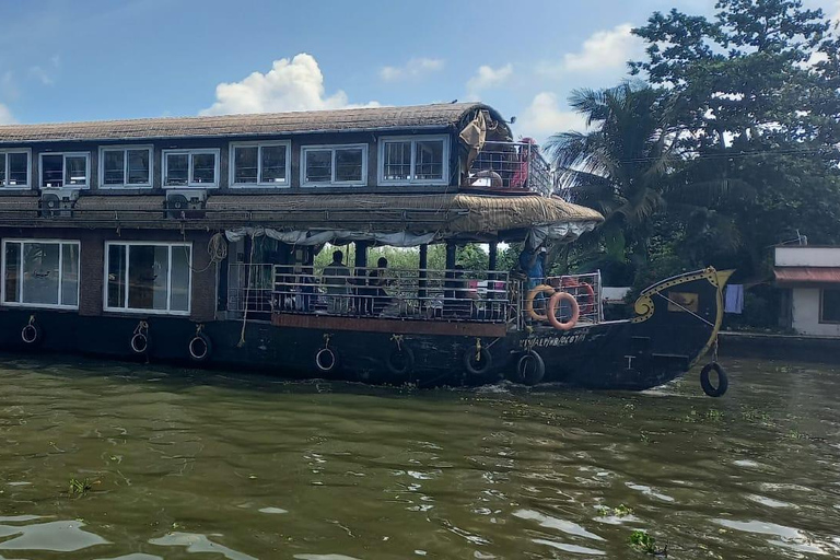 Kochi: Tour turístico en Tuk-Tuk con servicio de recogida en crucero