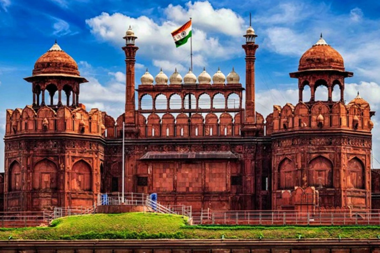 Explore Agra de Jaipur e desça em Delhi com transporte