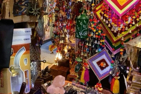 Agra: Half-Day Guided Shopping Tour With Car+Guide & Tuk-Tuk