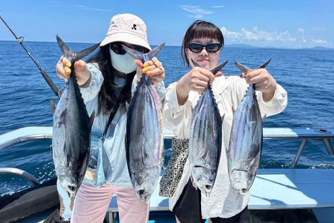 Phuket: Racha Island Fishing and Snorkeling Boat Tour