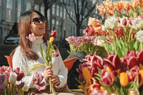 Amsterdam : Premium Tulip Boat Canal TourVisite des tulipes depuis la Maison d&#039;Anne Frank