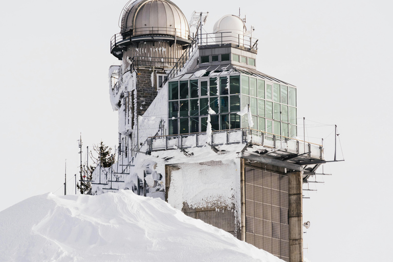Jungfraujoch & Interlaken | VIP Sprinter Small Group