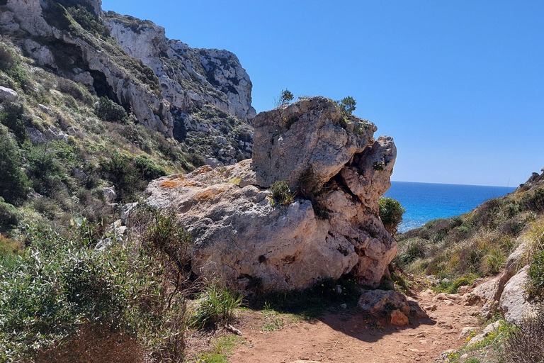 Cala Galdana: Coastal hike along the GR223 via Cova de Coloms to Cala en Porter Cala Galdana: Coastal hike Gr223 via Cova de Coloms to Cala en Porter