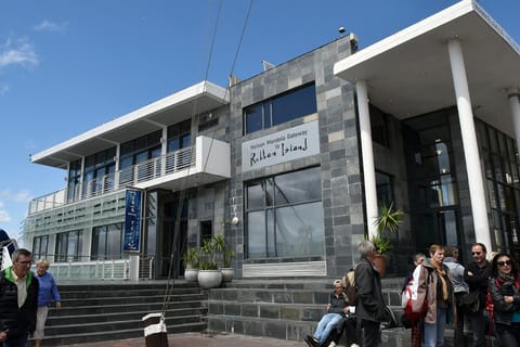Cape Town: Robben Island Ferry, Prison Tour & Mandela’s Cell