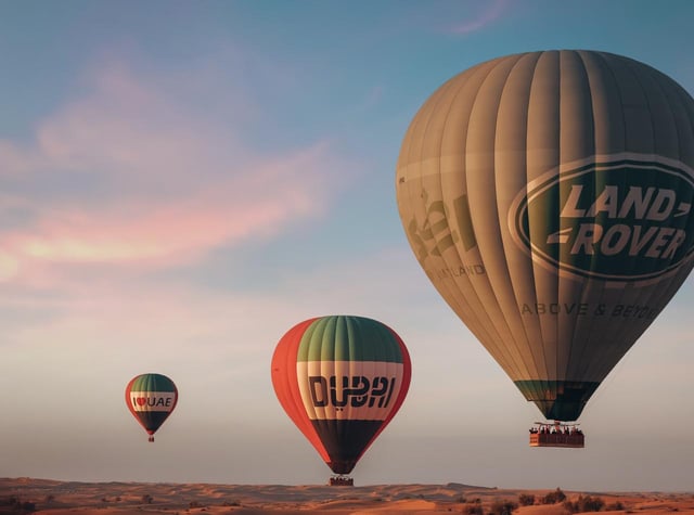 Dubai: Luxury Balloon Flight with Michelin-Curated Breakfast