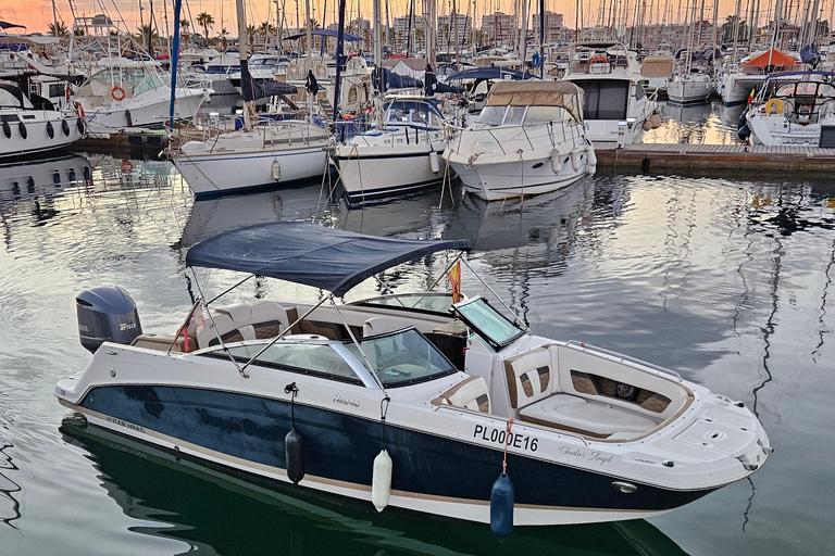Torrevieja: Multi-adventure experience with yacht, stand-up paddleboarding, snorkeling, and photography Torrevieja: Charlie's Angels Multi-Adventure Experience