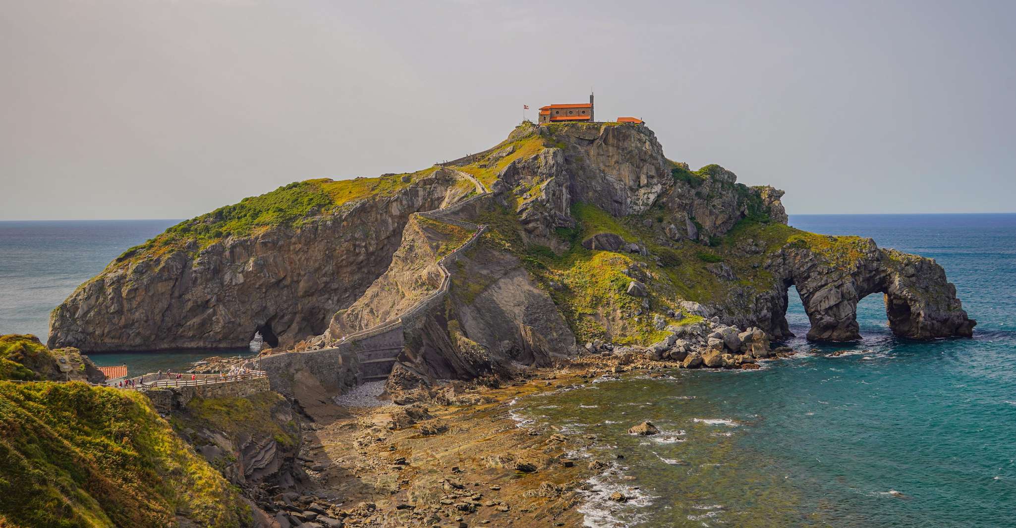 Van Bilbao, Gaztelugatxe, Bermeo en Gernika Tour - Housity