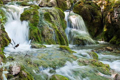 Privat transfer från Split till Zagreb med stopp i Plitvice