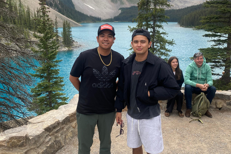 Hassle Free Sightseeing Moraine Lake & Lake Louise Tour
