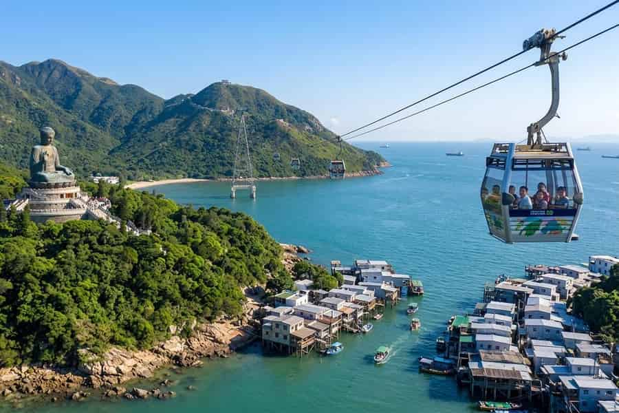 Hongkong: Nachmittagstour auf Lantau mit Big Buddha, Tai O & Seilbahn. Foto: GetYourGuide Hongkong: Nachmittagstour auf Lantau mit Big Buddha, Tai O & Seilbahn. Foto: GetYourGuide