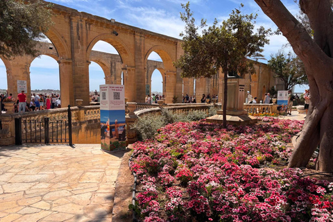 Valletta: 2.5h Walk with Local Guide, History & Stories