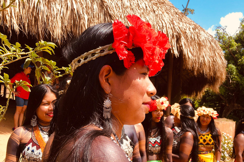 Panama: Wioska indiańska Embera Tusipono