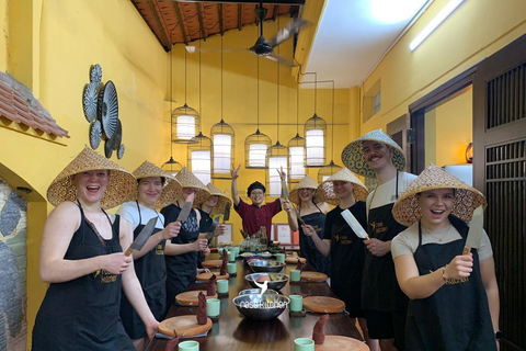 Hanoi Cooking Class: Pho/Bun Cha/Nem + Free Egg/ Salt Coffee