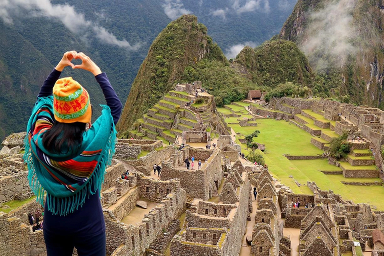 Cusco | Machu Picchu &amp; Rainbow Mountain Lyxpaket ☆☆☆☆