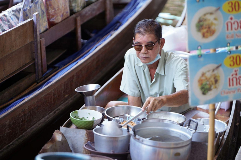 Bangkok : Premium Maeklong & Floating Market Tour (9 pax)