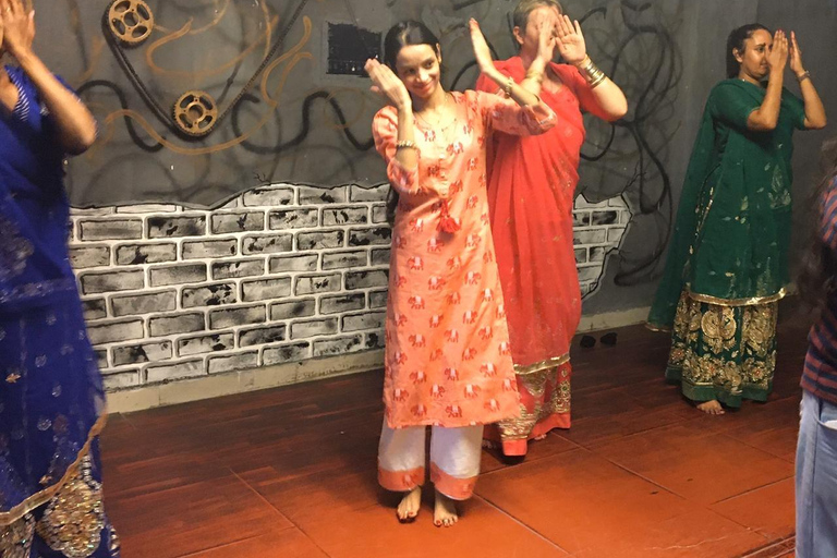 Jaipur: Indian Dance Class with Video of Your Dance