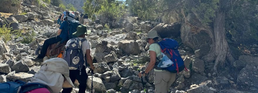 Tadjikistan : 10 jours de trekking guidé dans les montagnes Fann en groupe