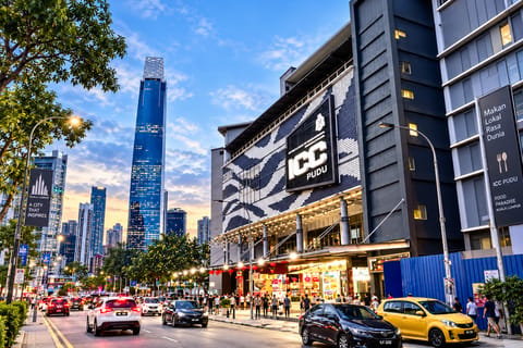 KL: 23 Ultimate Sights with Local Drink as Complimentary