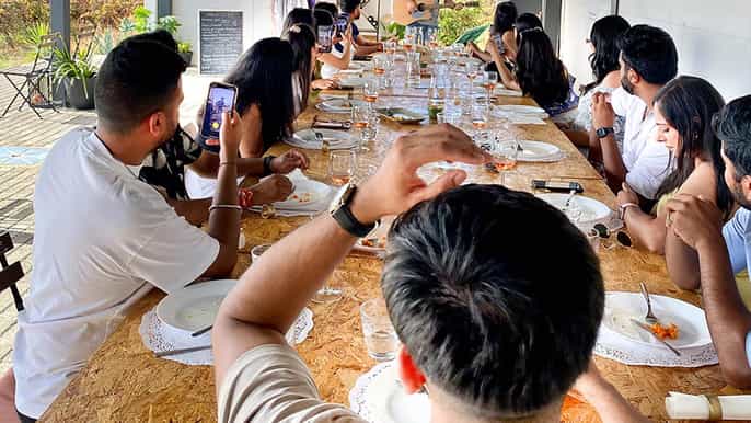 Lagos/Praia da Luz: Wine Tour, Tastings, Tapas, and Music