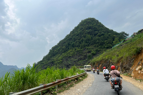 Au départ de Hanoi : 4 jours de visite en voiture de la boucle de Ha Giang, plus un montage vidéo