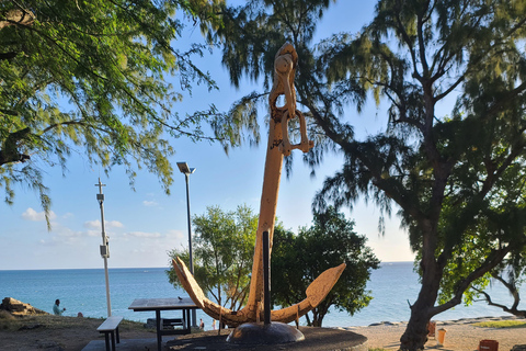 IleAuxBenitiers: Private tour CrystalRock, Lunch on island