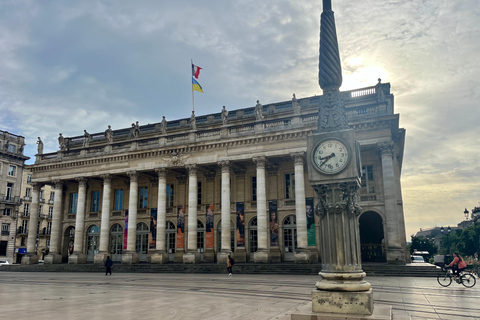 Bordeaux: Kleingruppe - Geführte Stadtrundfahrt