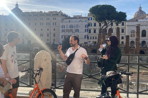 Roma: tour guiado en bici o bici eléctrica con guía localOpción de bicicleta