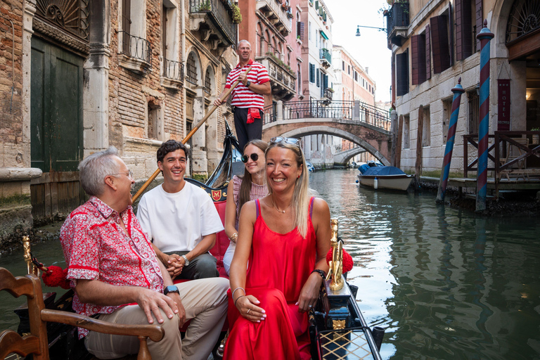 Venice: Fall in Love on a Private Grand Canal Gondola Ride