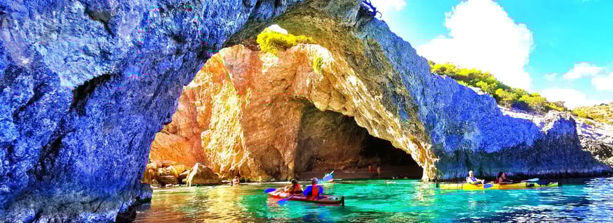 Au départ d'Athènes : Visite guidée du golfe de Corinthe en kayak de mer