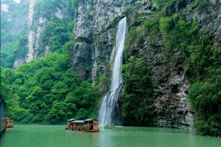 Zhangjiajie Heights: Glass Bridge & Tianmen Light Show