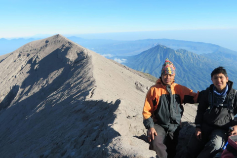Bali: Mount Agung Sunrise Trekking Tour with Hotel Pickup