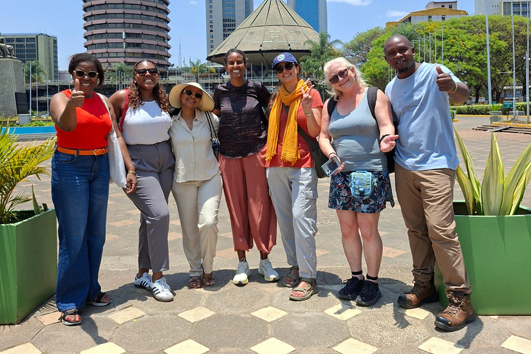 Nairobi: Backstreet Life and Matatu Disco Bus Tour