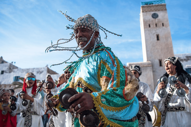 Agadir or Taghazout: Essaouira Trip with Meals & Guide