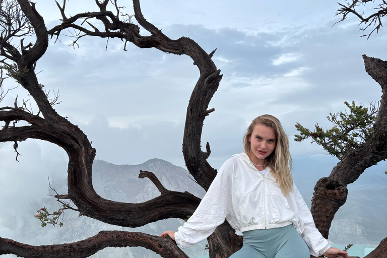 Z Banyuwangi: prywatna wycieczka do wulkanu Ijen i wodospadu