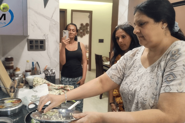 Agra Cooking Session and Dine with Agraites