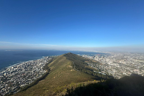 Cape Town: Lion’s Head Sunset – A Story-Led Local Experience