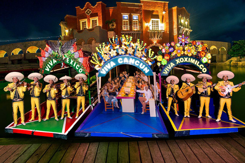 Z Cancun: wstęp do parku Xoximilco z opcją all inclusiveZ Cancun: wejście do parku Xoximilco